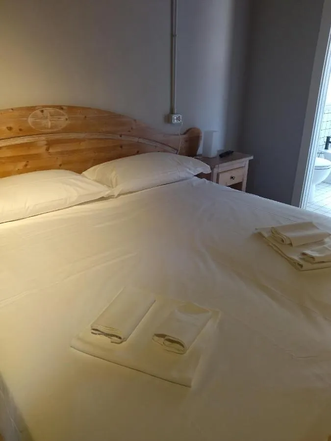 Le Coltie - Affittacamere E Appartamenti Venturina Terme Aparthotel